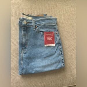 Women’s Levi Strauss Mid-Rise Boyfriend Jeans